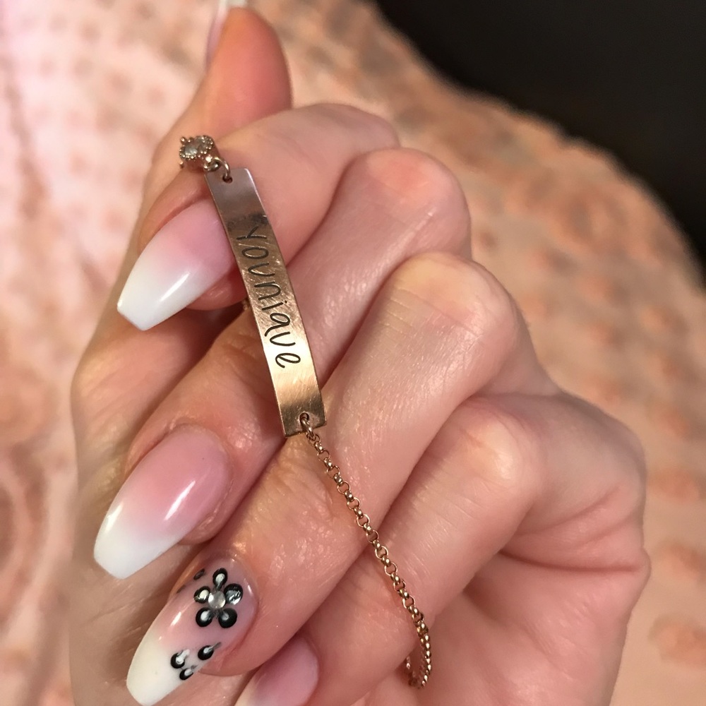 14k gold bracket. Size 7 1/2”